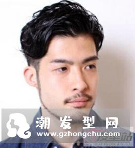 男生短发微卷发型 短发这样卷更帅气时尚