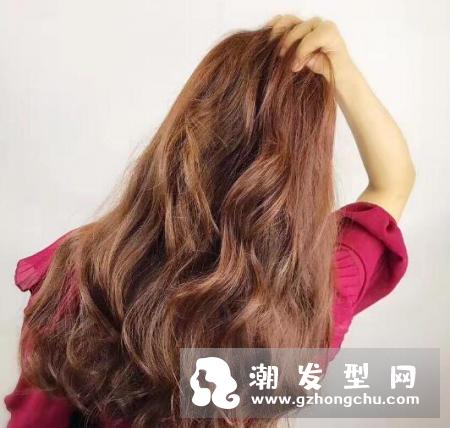染发剂的颜色和染出颜色为什么不一样 染发后颜色变浅正常吗
