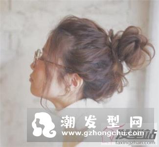 日系蓬松感盘发 减龄显少女萝莉