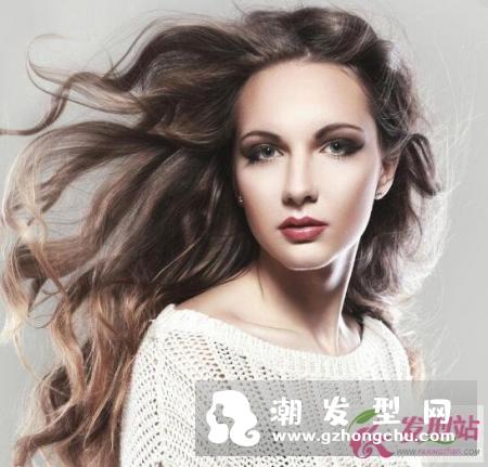 什么样的的发质适合烫发 沙发发质如何护理和改善？