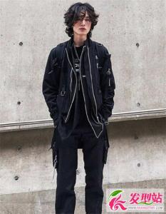 韩式男生长发 文艺更添不羁气质