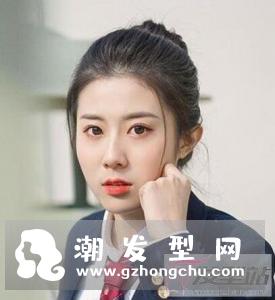 学生简单盘发发型 少女感满分成校园女神