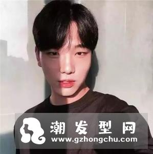 单眼皮男生适合什么发型 撩妹招桃花更时髦