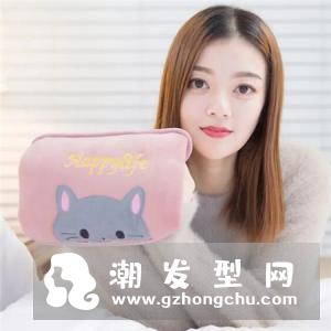 头发爱出油怎么办 导致头发经常出油的原因