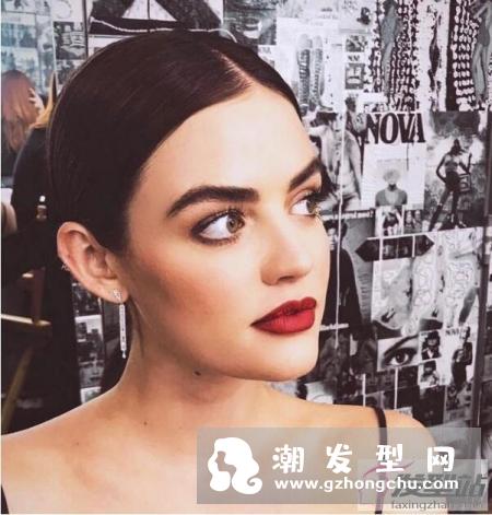 短发女生必读！LUCY HALE 的五个帅气短发造型