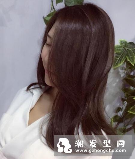 怎么样让秀发柔顺有型 这些简单的护发小技巧来帮忙