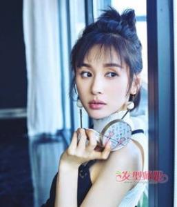 适合热天的短发扎发 这十款质扎发甜美如精灵