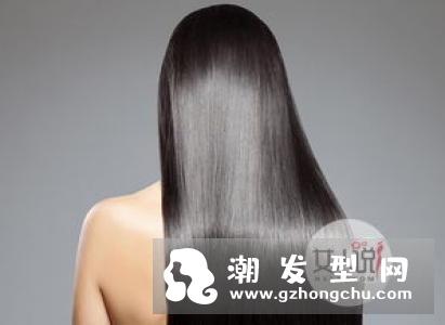 头发干枯怎么办 小窍门让发丝柔顺光滑