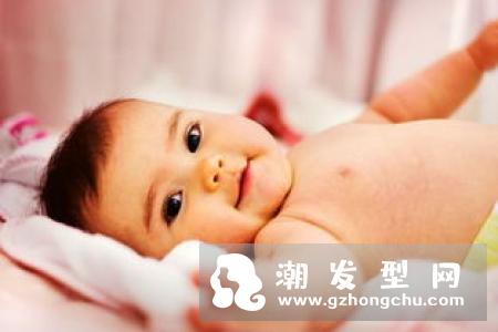 90后踏入脱发大军 脱发原因及护理技巧