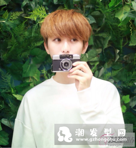 男生烫发怎么样才有型 偶像练习生蔡徐坤告诉你
