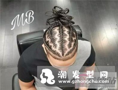 贴头辫怎么编 这发型城会玩