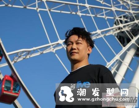 大热男士发型绝对是卷发 男生中长度卷发超显时尚感