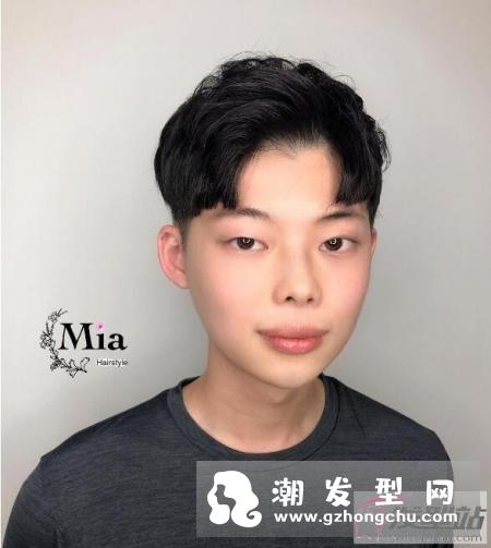 男生中分发型韩版烫 帅气欧爸渐层卷正式解锁