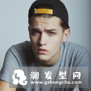 阳光型男发型 率性清爽迷人