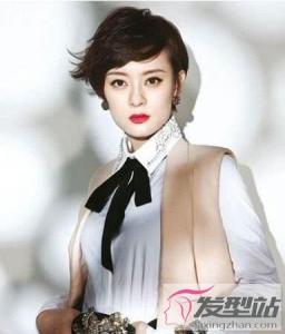 女生好看的短发发型 斜庞克短发塑造中性美