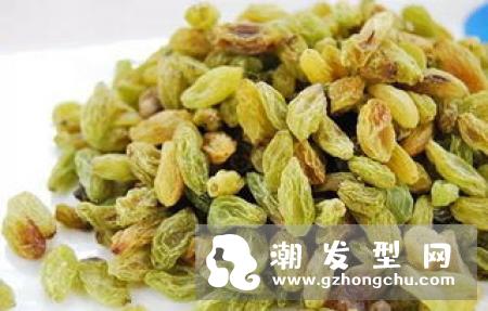 油性头发吃什么好？吃这些食物可以让你油性头发有很大改善