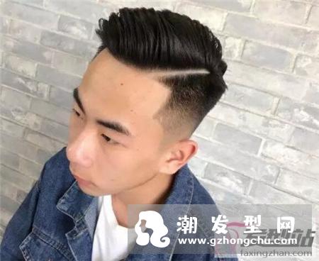 经典男生短发铲两边 三七分背头“切一道”更酷