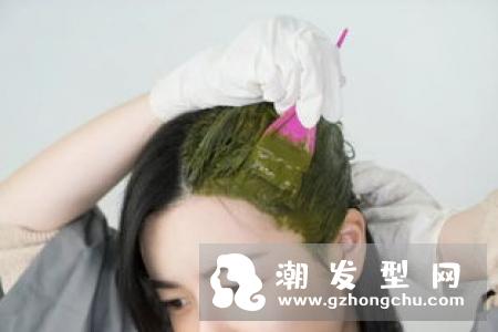 染发颜色会变浅吗 是越洗越黄还是越洗越黑