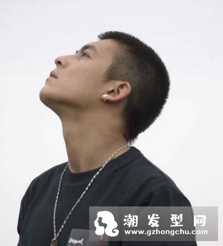 男生寸头发型怎么剪好看 高颜值男神寸头发型帅出天际