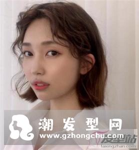 好看学生头短发发型 剪了短发后从此长发是路人