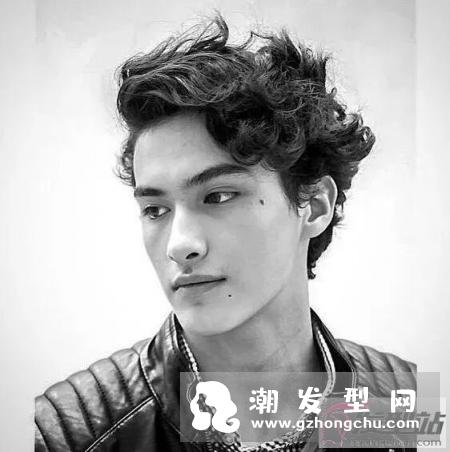 男生自然卷剪什么发型 3种发型让你的自来卷重获新生