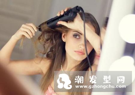 卷发棒对头发伤害大吗 使用卷发棒需注意这些误区