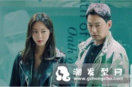 发尾微卷发型大势回归 温柔“内弯卷”赶快给它烫起来