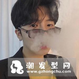 韩系男生发型设计 心形刘海时髦当道