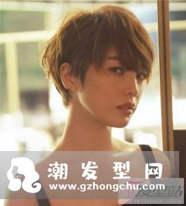 短发剪什么款式好看 日系露耳短发显甜美