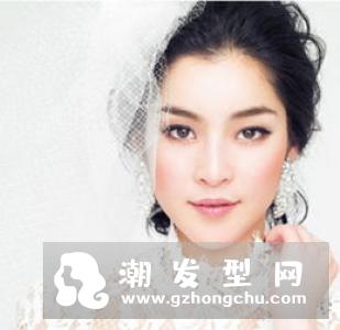 新娘经典发型100例 打造浪漫典雅盘发