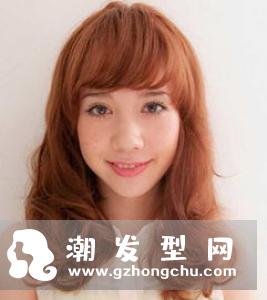 自己可以扎的简单发型 侧边花苞头甜美又减龄