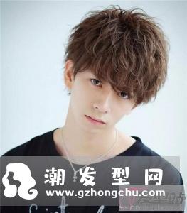 男生烫发流行款 空气感纹理烫