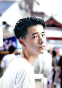 好吧,男生也要精致!推荐一组适合年轻帅气小哥哥的烫发发型