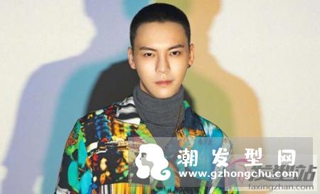 最受欢迎的男生发型有哪些 酷帅个性型男魅力十足