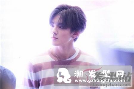 韩版男士短发烫发发型 时尚造型完美示范撩妹男神