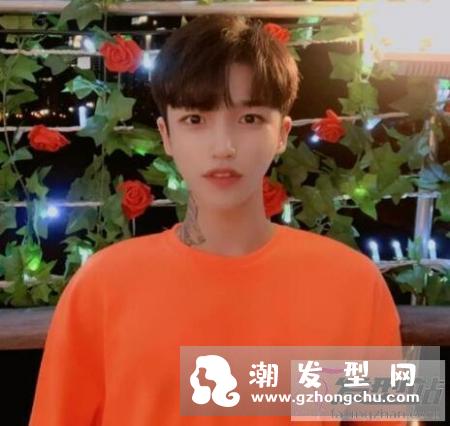 男生三七分发型怎么剪 型男发型潮翻了超帅