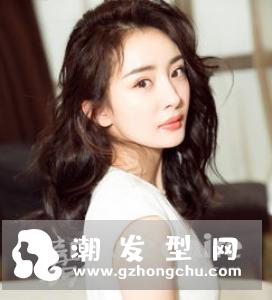 杨幂2017最新发型叫什么图片 头发是什么颜色