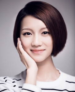女生短发干练发型图片 在职场就是这样有气质