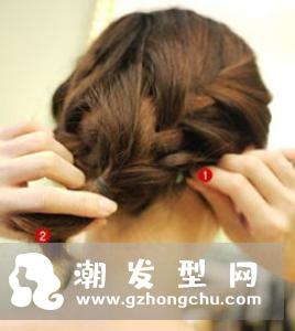 短发怎样盘发简单好看 齐肩短发的盘发教程图解