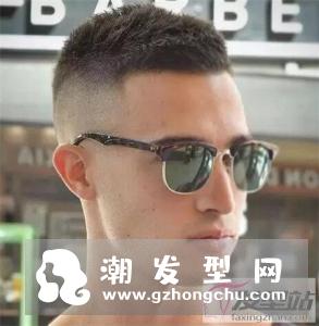 两边铲平男生发型 2020男生新发型指南