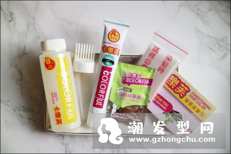 卡乐芙染发剂怎么样 卡乐芙霧感灰绿染发步骤教程