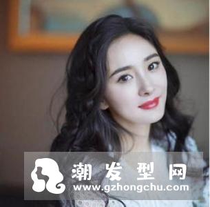 国民老公李溪芮发型叫什么 乔安好同款短发小波浪卷图片