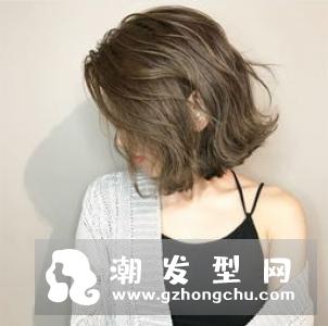 头发又扁又塌是什么原因？头发又油又塌怎么办？