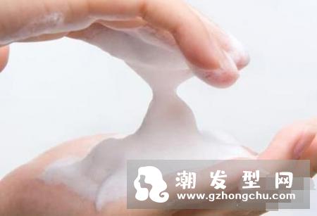氨基酸洗发水品牌排行榜 氨基酸洗发水的功效和作用