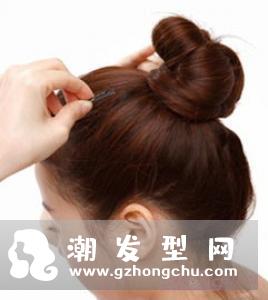 简单好看花苞头盘发教程图解 手残党也能扎好花苞头