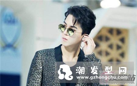 男生剪什么发型显得头小 首选韩式短发清爽时尚又潮搭