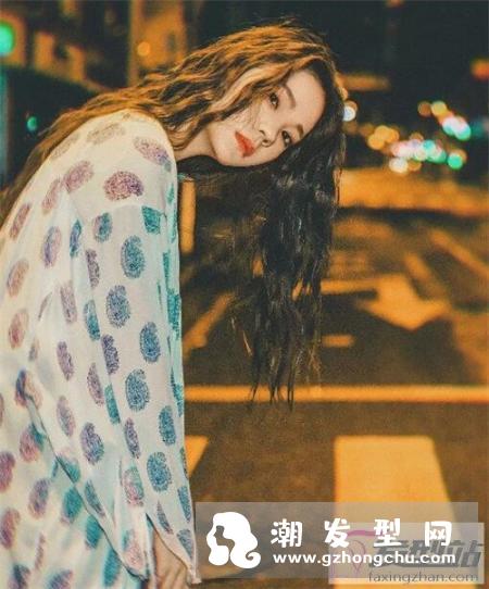 最撩人的仙女卷发型 公主大波浪vs羊羔卷嬉皮卷