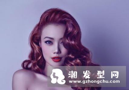 怎样让头发变直 拉直头发的危害有多大
