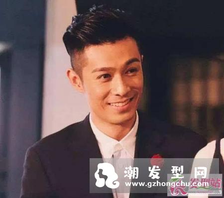 两边短中间微长男发型图片大全 这些发型也帅到不行