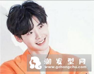 2018潮流男士发型 谁剪谁帅的款式